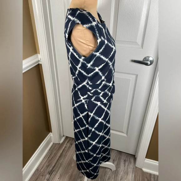 Phase Eight Blue And White Diamond Pattern Shift Dress Size 12 - Picture 9 of 9